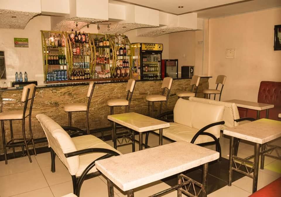 Mates Hotel 奈洛比 外观 照片